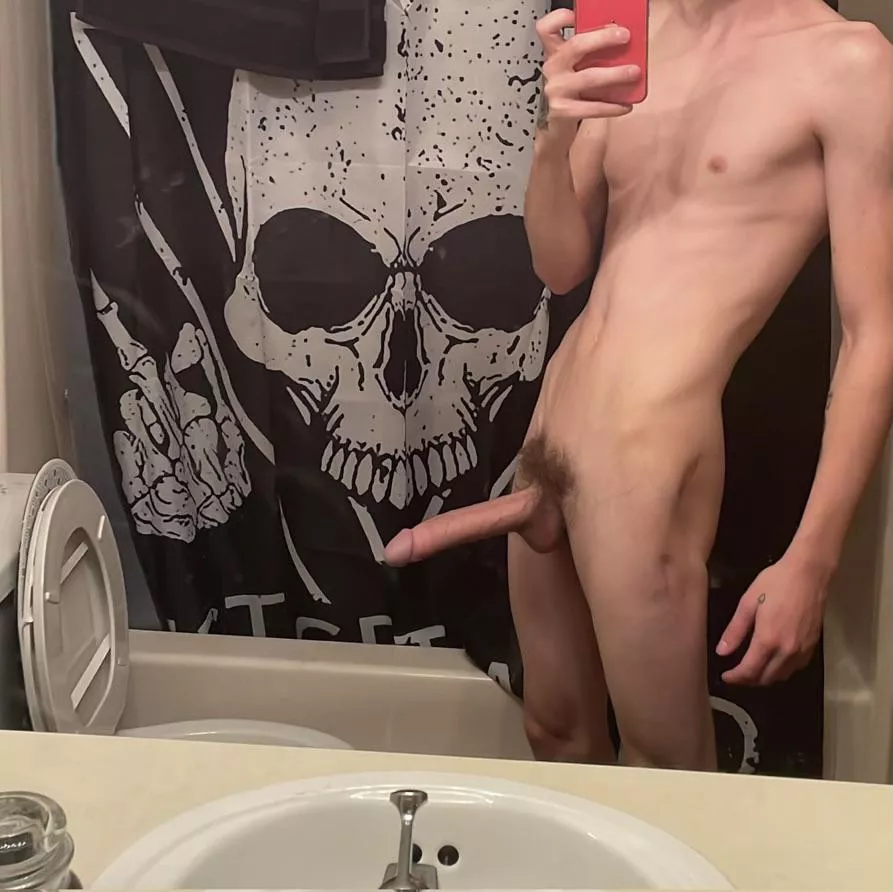 My 18-year old cock needs sucked