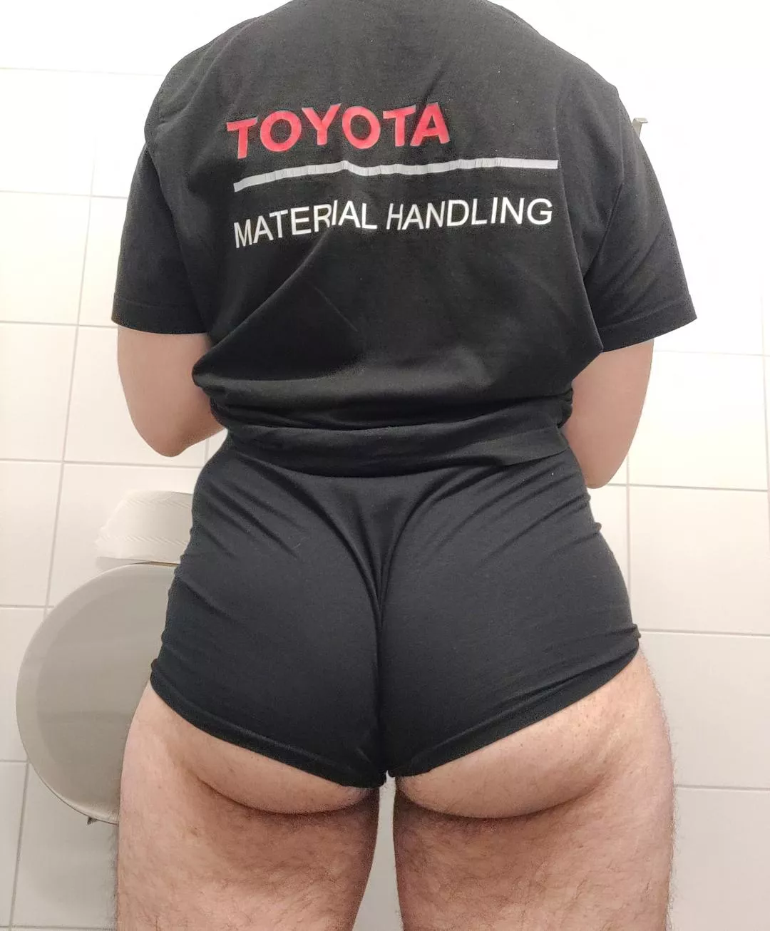 need a man to handle my cheeks 😩