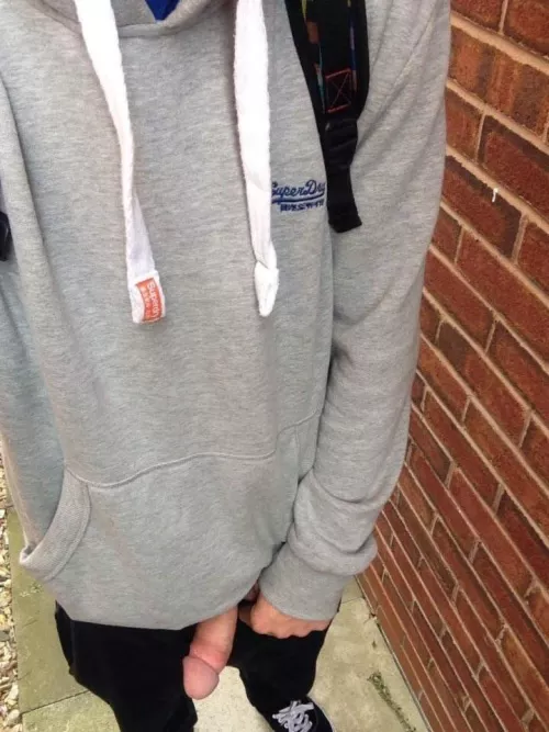 No confinement here, always gotta let it slip and get some air