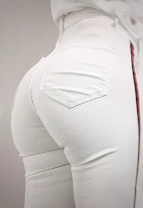 Rate my jean ❤️?