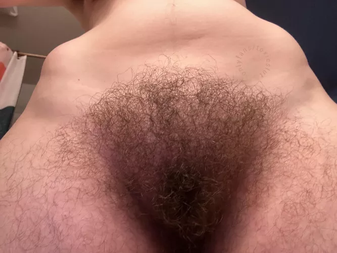 She’s all nice and clean for you (;