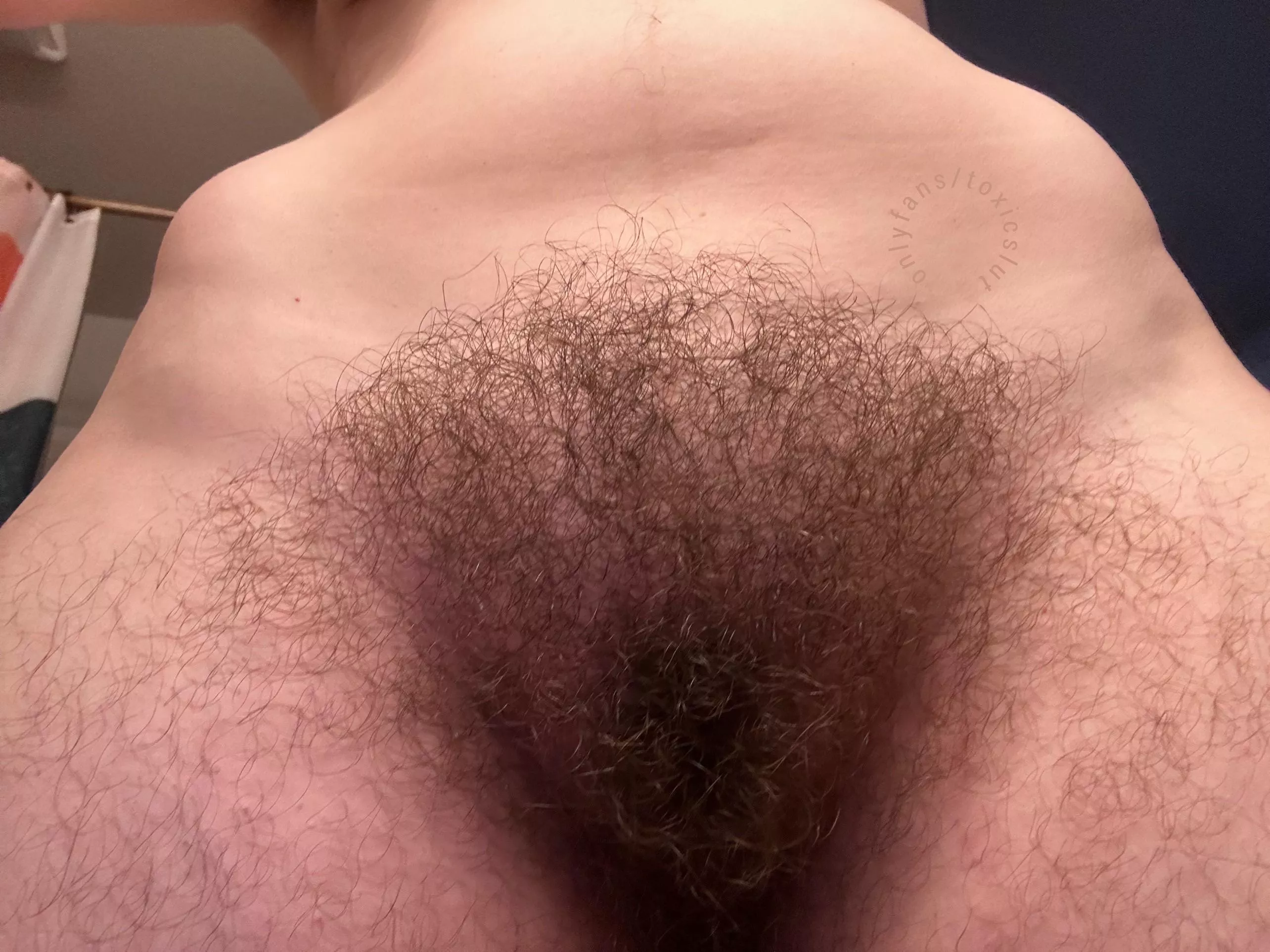 She’s all nice and clean for you (;