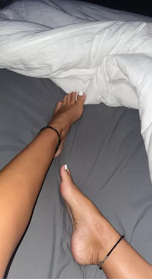 soles, toes or arches? 👅🥰