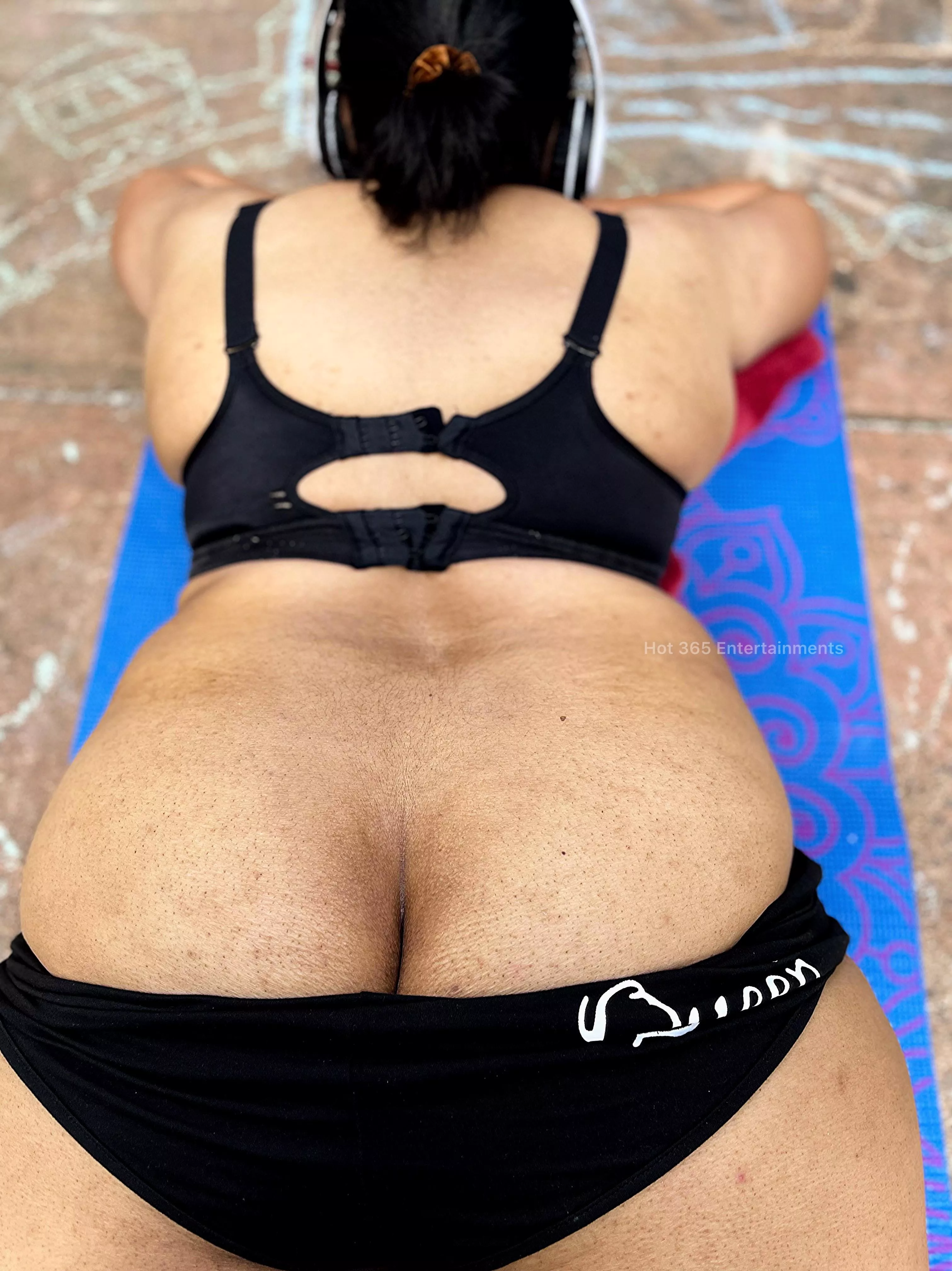 Sometimes peaceful moment also requires an attention (f)