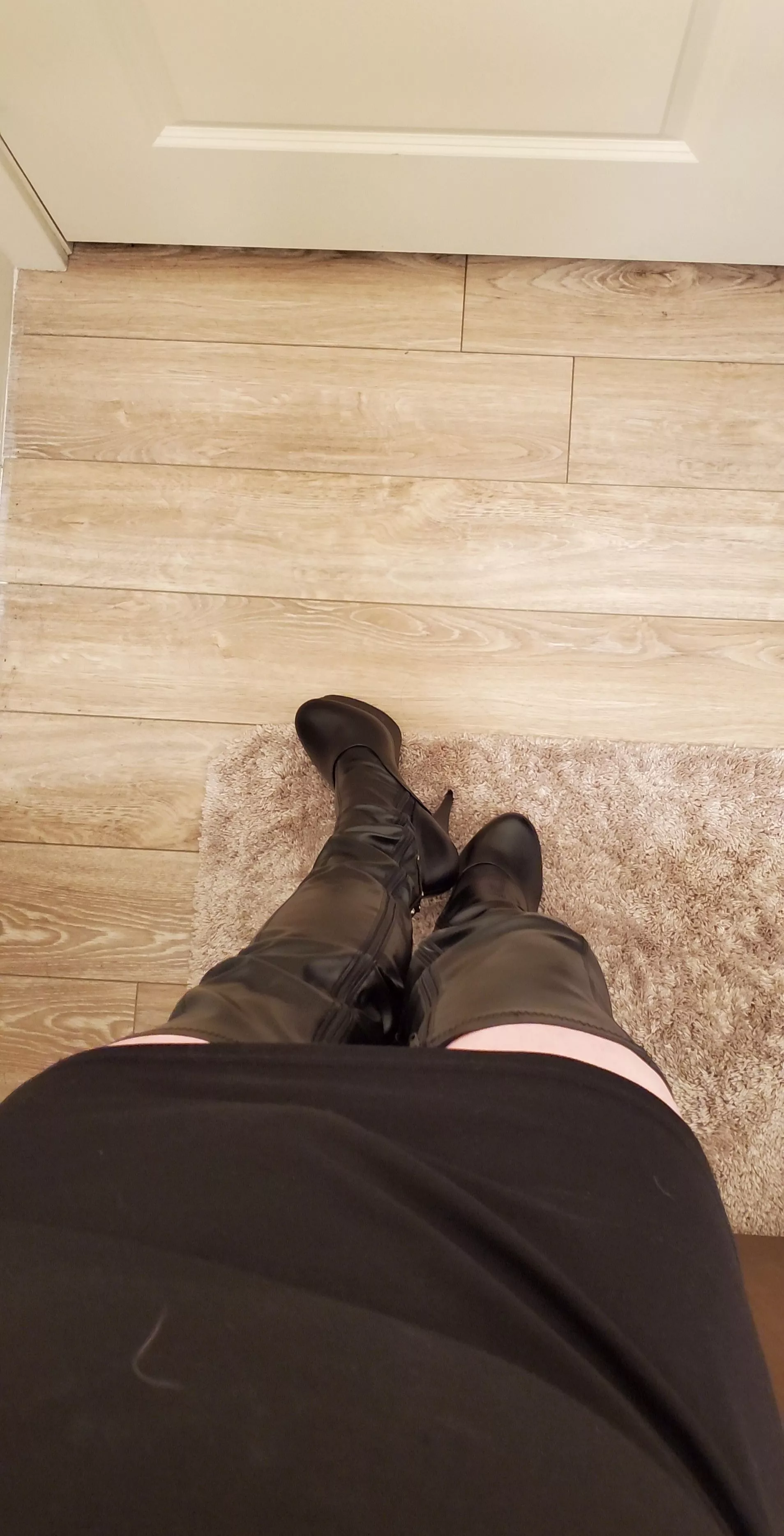 The heels stay on, everything else needs ripped off...