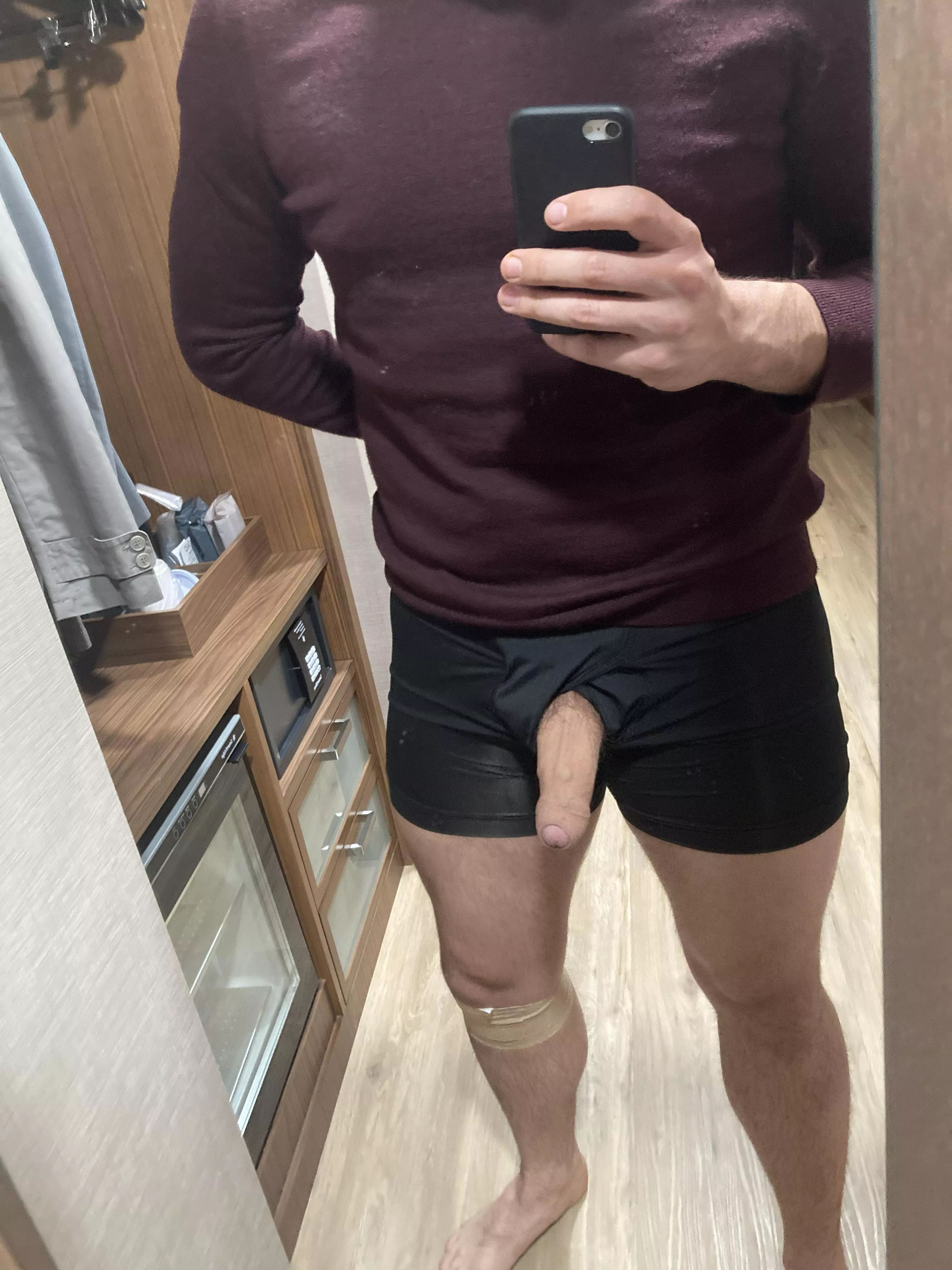 This hotel room feels really empty