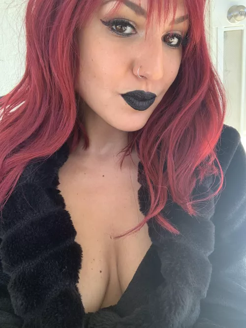 Wanna fuck a redhead tonight?