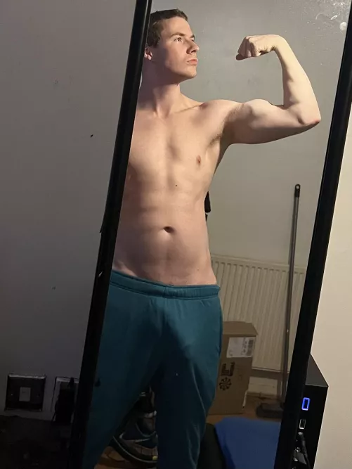 “Your bulge is huge” okay so get on your knees and let me use you