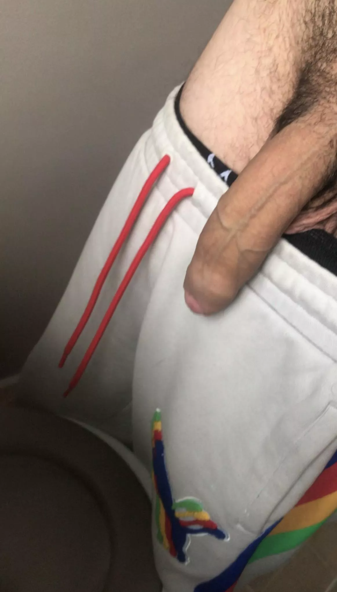 24M. England. 6ft3. Alpha. Check me out 😈💦 Dms open (Soft Cock Pic)