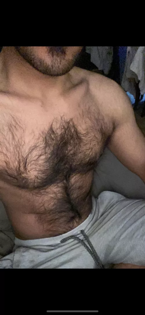 ‎‏29 dom top for or bottom manly looking/acting sub