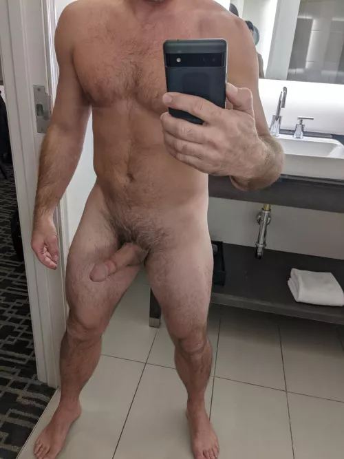 [42] No clothes allowed in hotel rooms