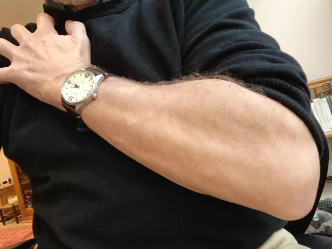 A Friday forearm. With a weekend ahead.