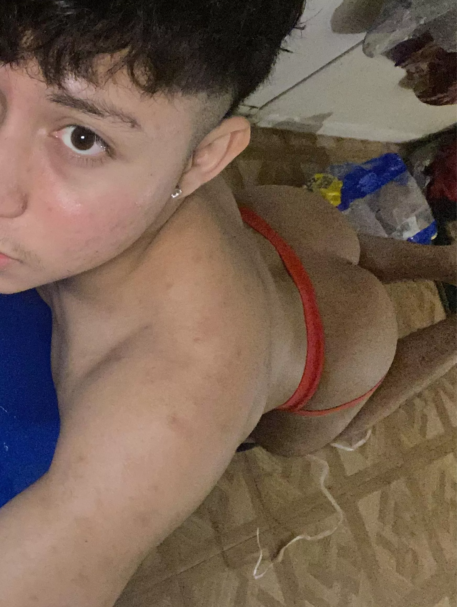 Am I fuckable material?🥺