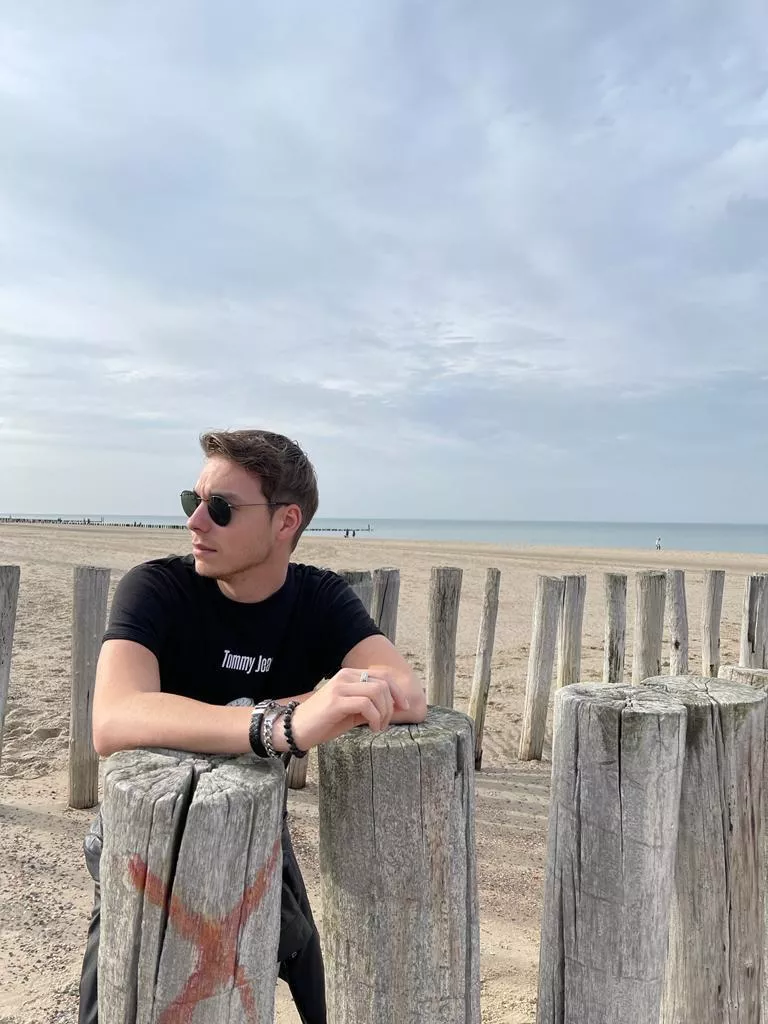 Another weekend started, another pic shared 📸