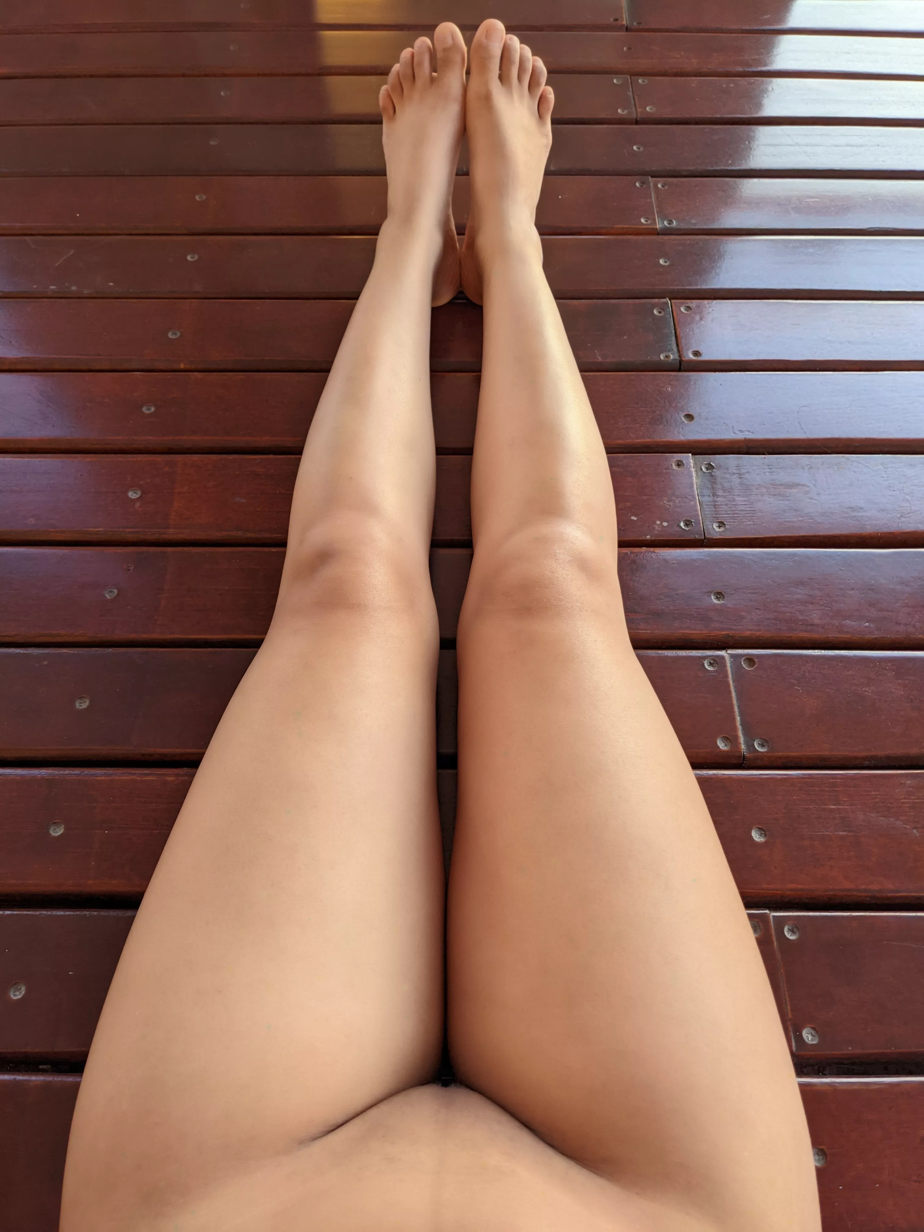 Are these nice feet?🥰