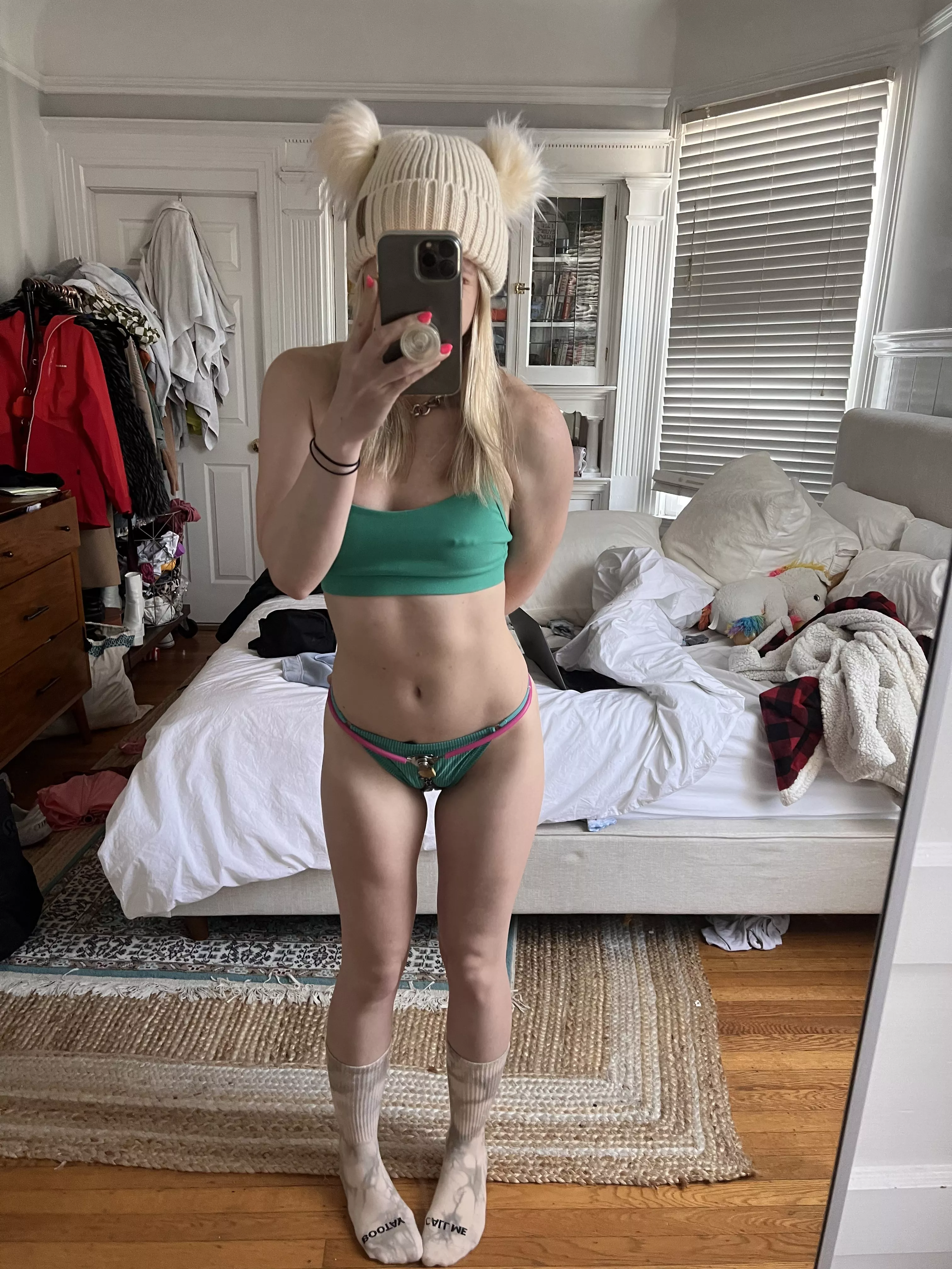 Daddy locked bunny in before he went to work... going to get Starbucks right now!