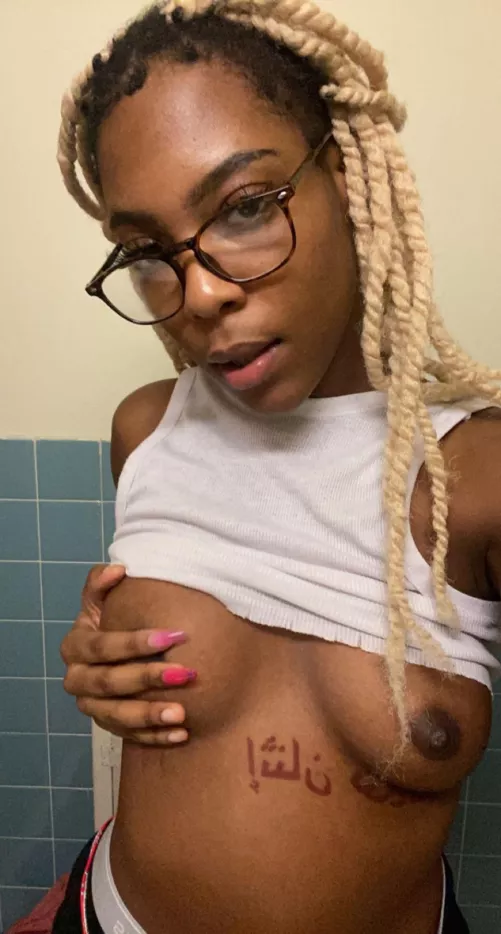 Do you like my glasses ?