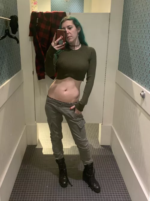 Do you think you'd have a chance with a girl like me? [domme]