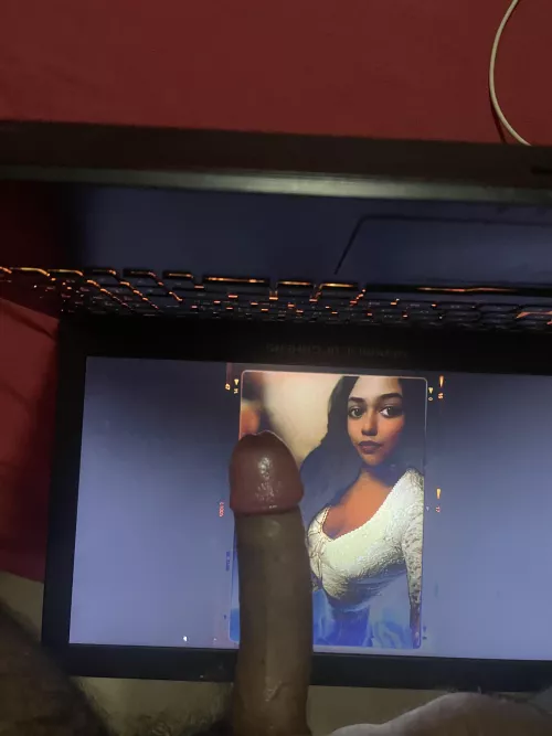 Doing cock tributes! Send requests! ( ps: I love brown skin baddies, Nudes get priority) Dm