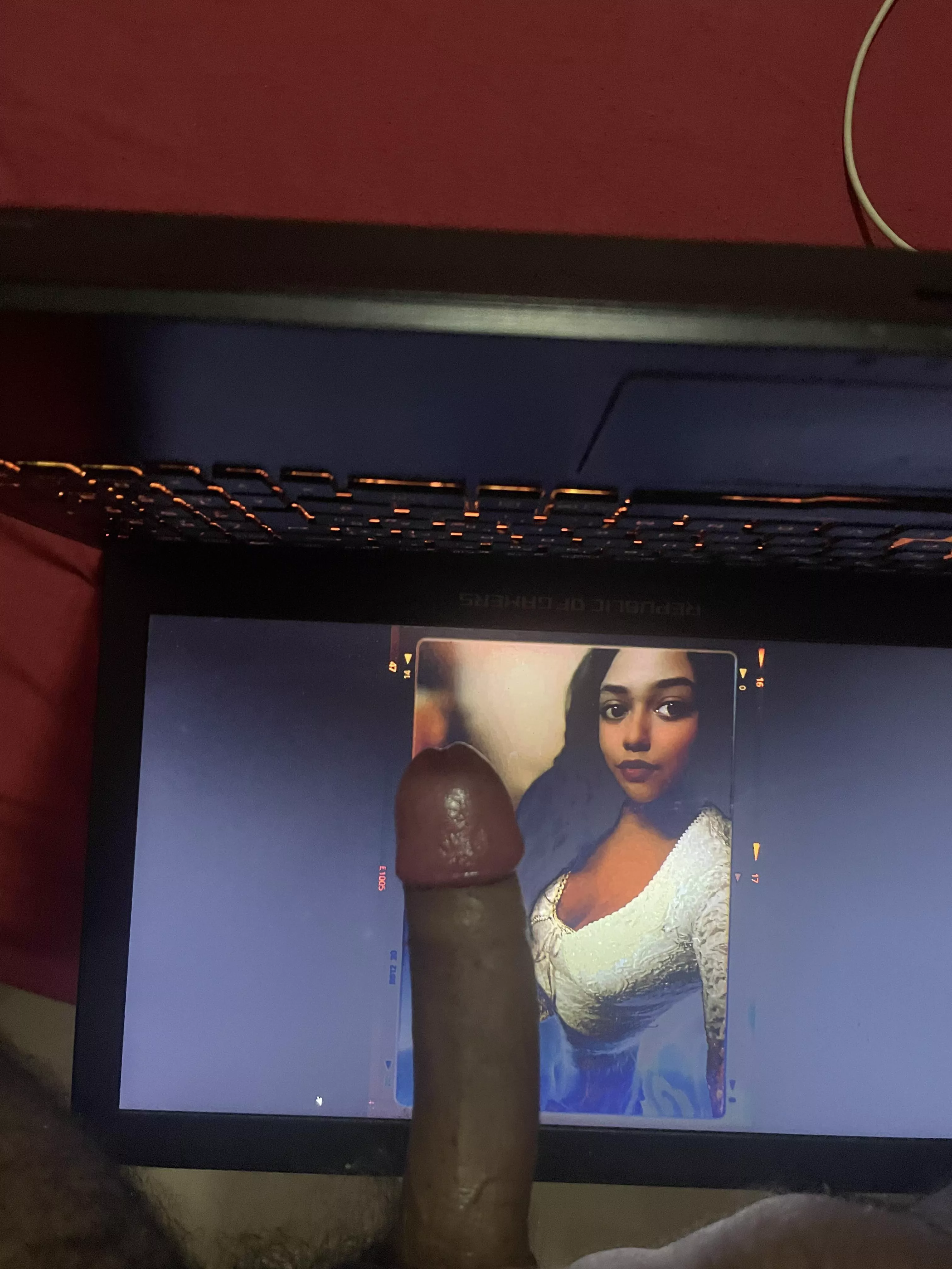 Doing cock tributes! Send requests! ( ps: I love brown skin baddies, Nudes get priority) Dm