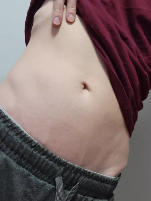 ever wanted to lay on top of a tiny 5'3 105lb twinkie?