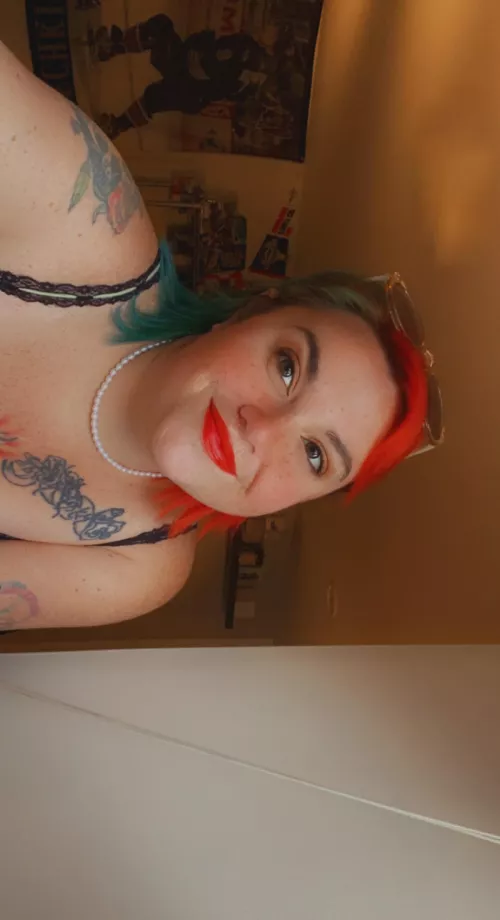 Happy holly jolly December ❤️💚🎄