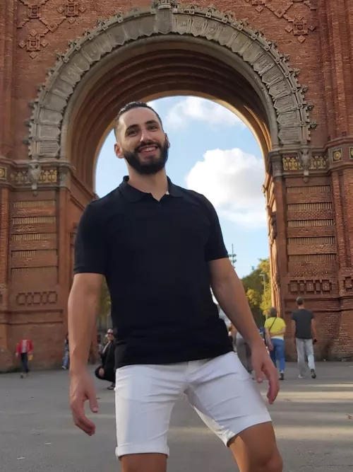 Hola from Barcelona 🇪🇸🥘🌞🕶