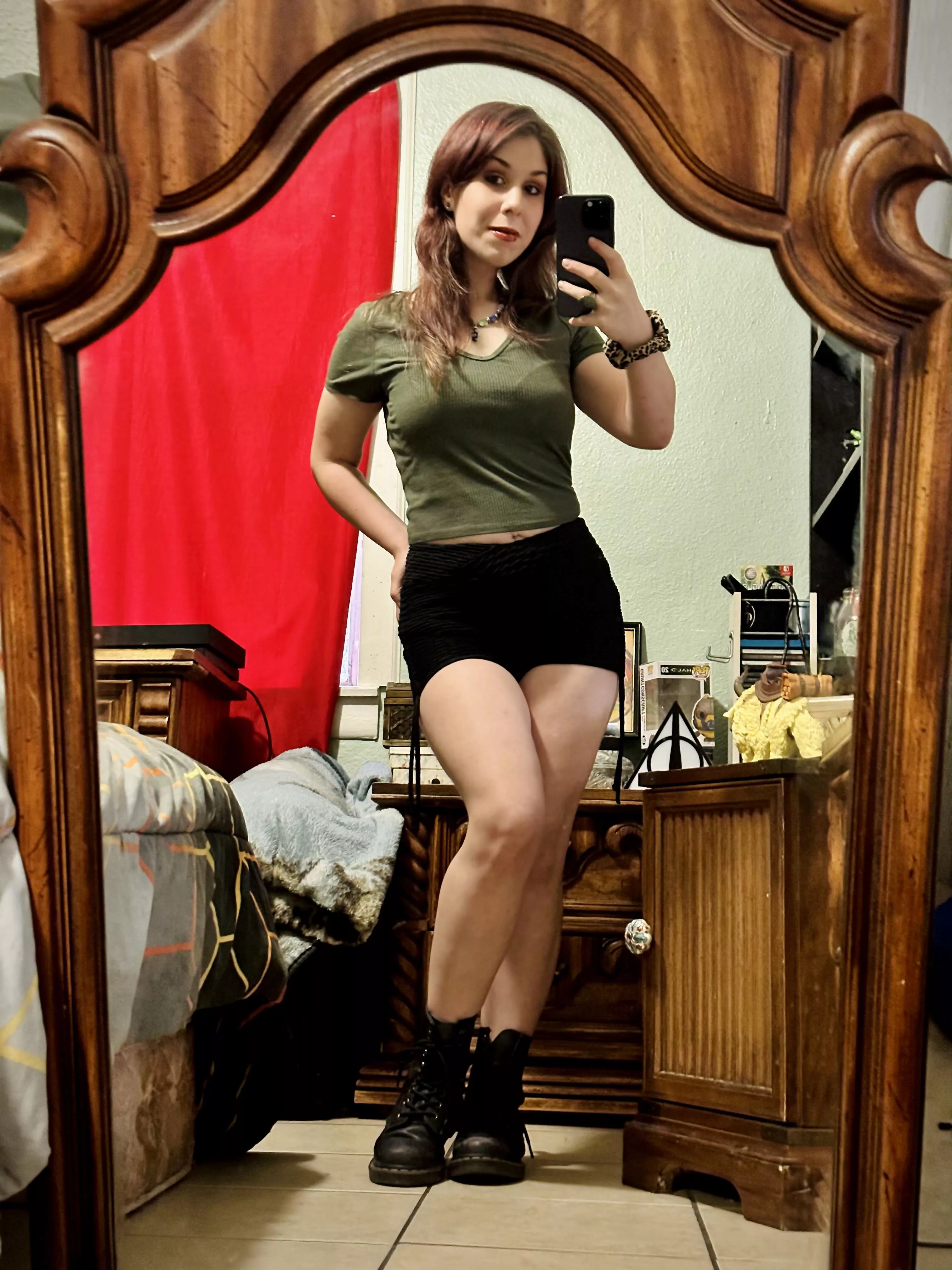 Hope you don’t mind a mild photo of my legs. 😊