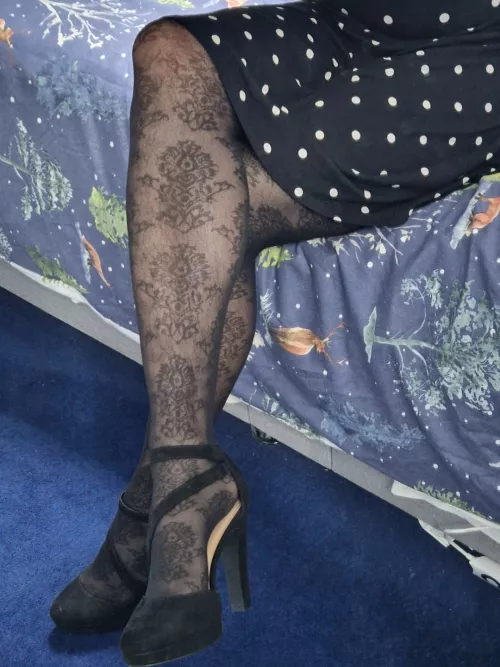 How cute are my heels?