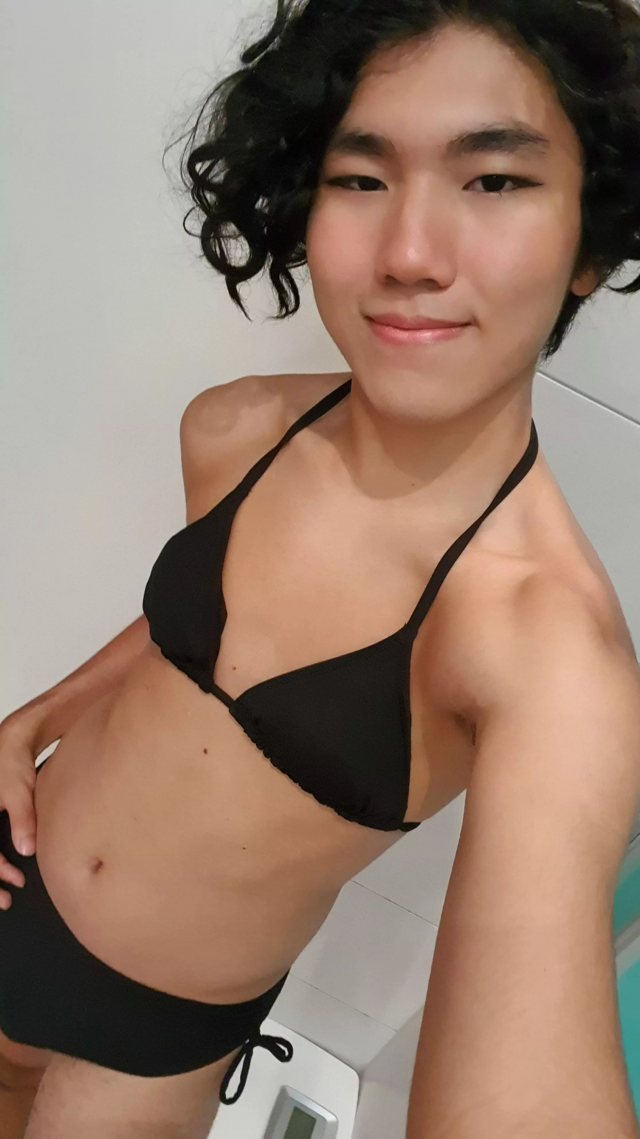 how do I Look in Bikinis?