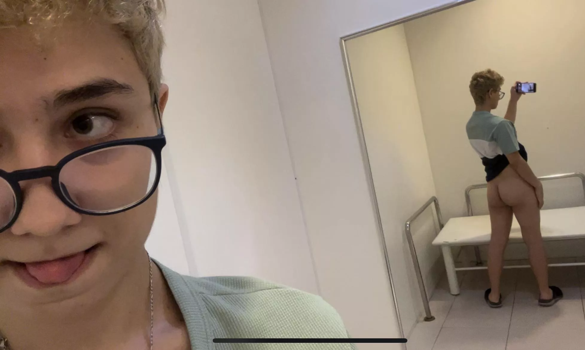 How i like taking selfies ☺️ [20]