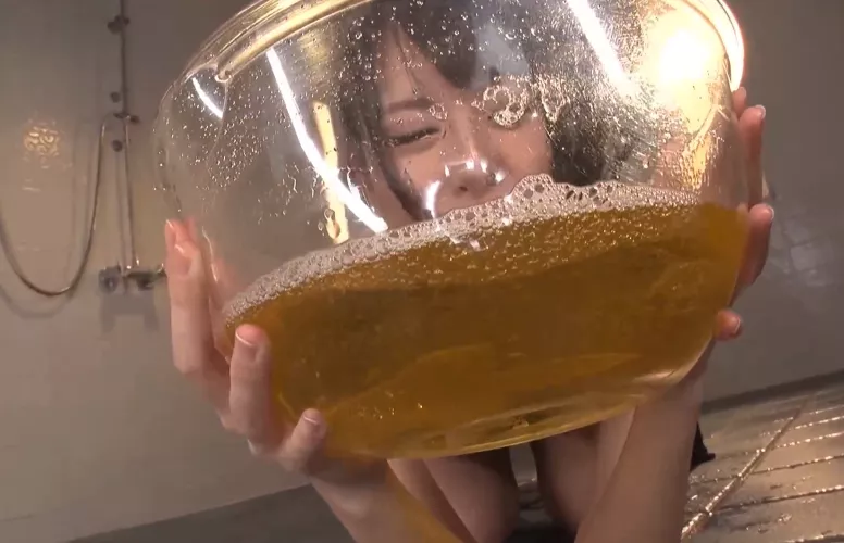 How much piss that bowl? (she drinks the entire bowl) MVSD-344