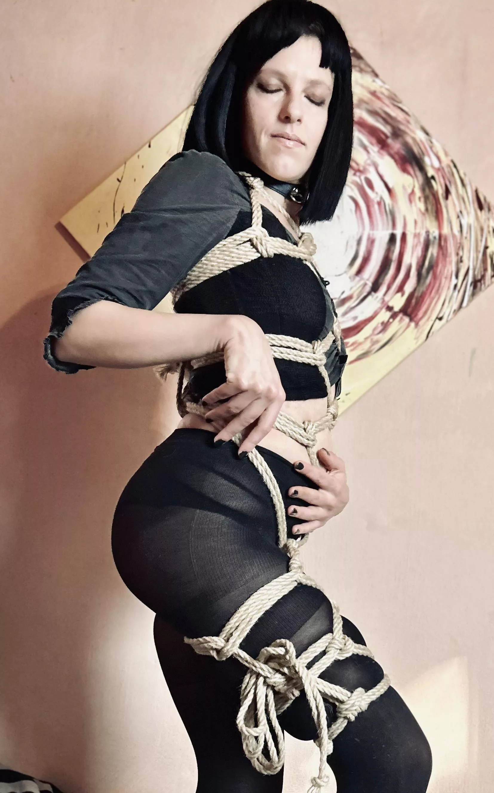 I love it to wear nylon and ropes.