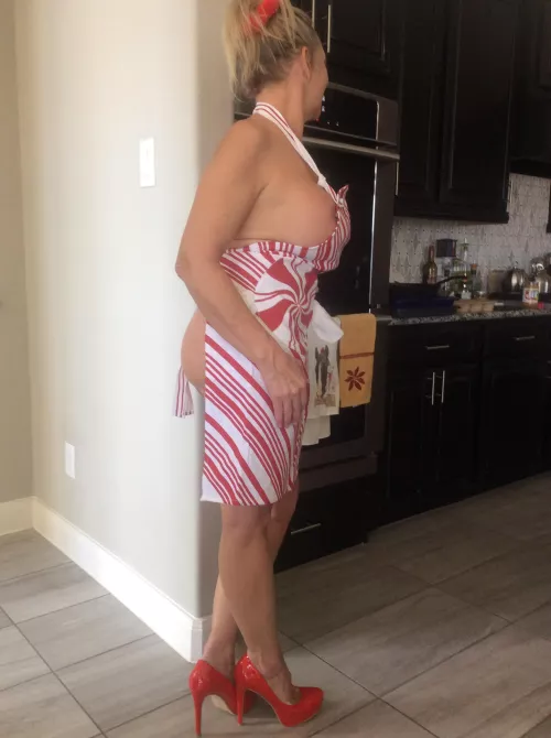 I need a helper while I bake Christmas cookies. Volunteers?