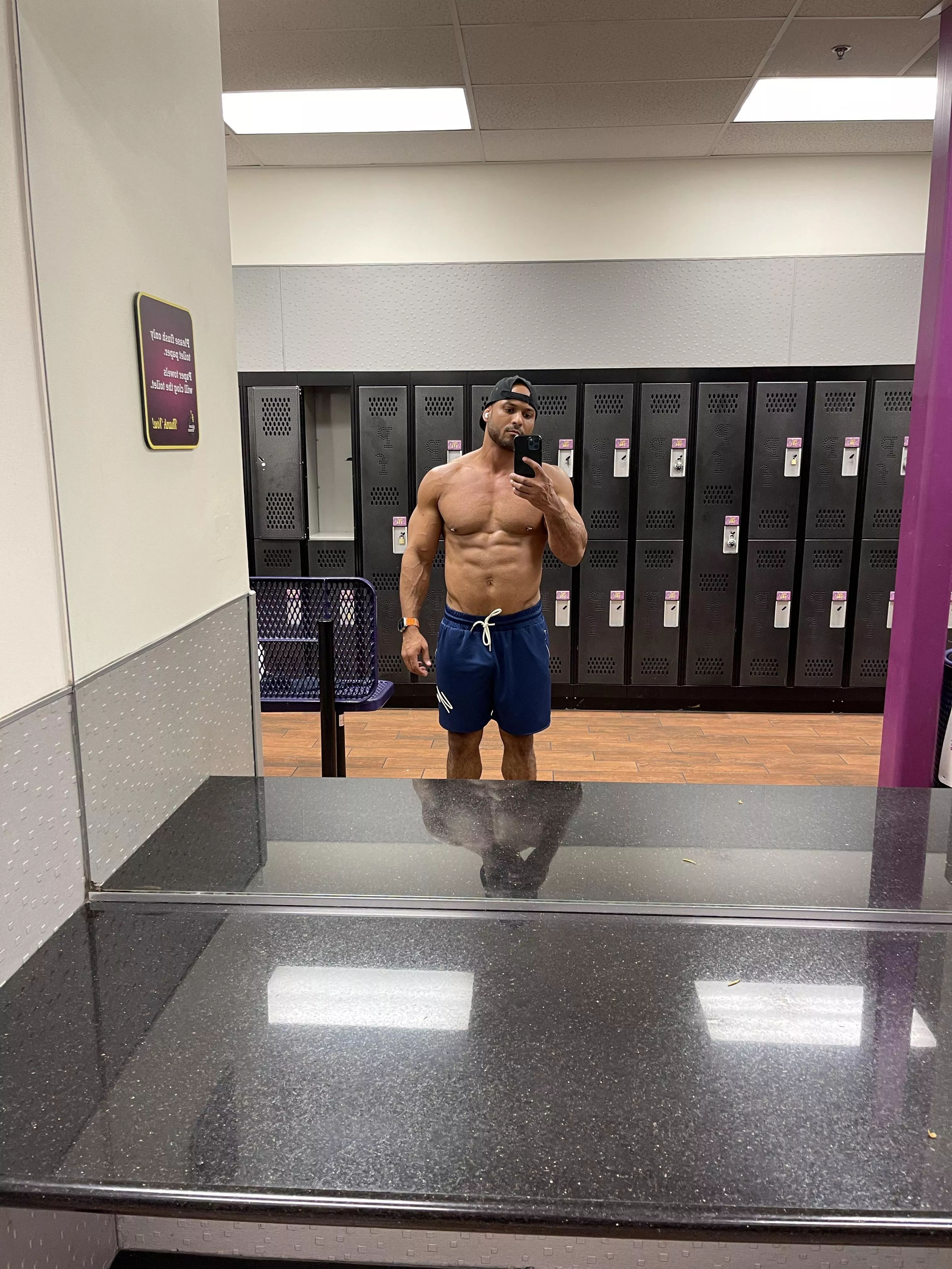 It’s been a minute.. but hey 👋🏽