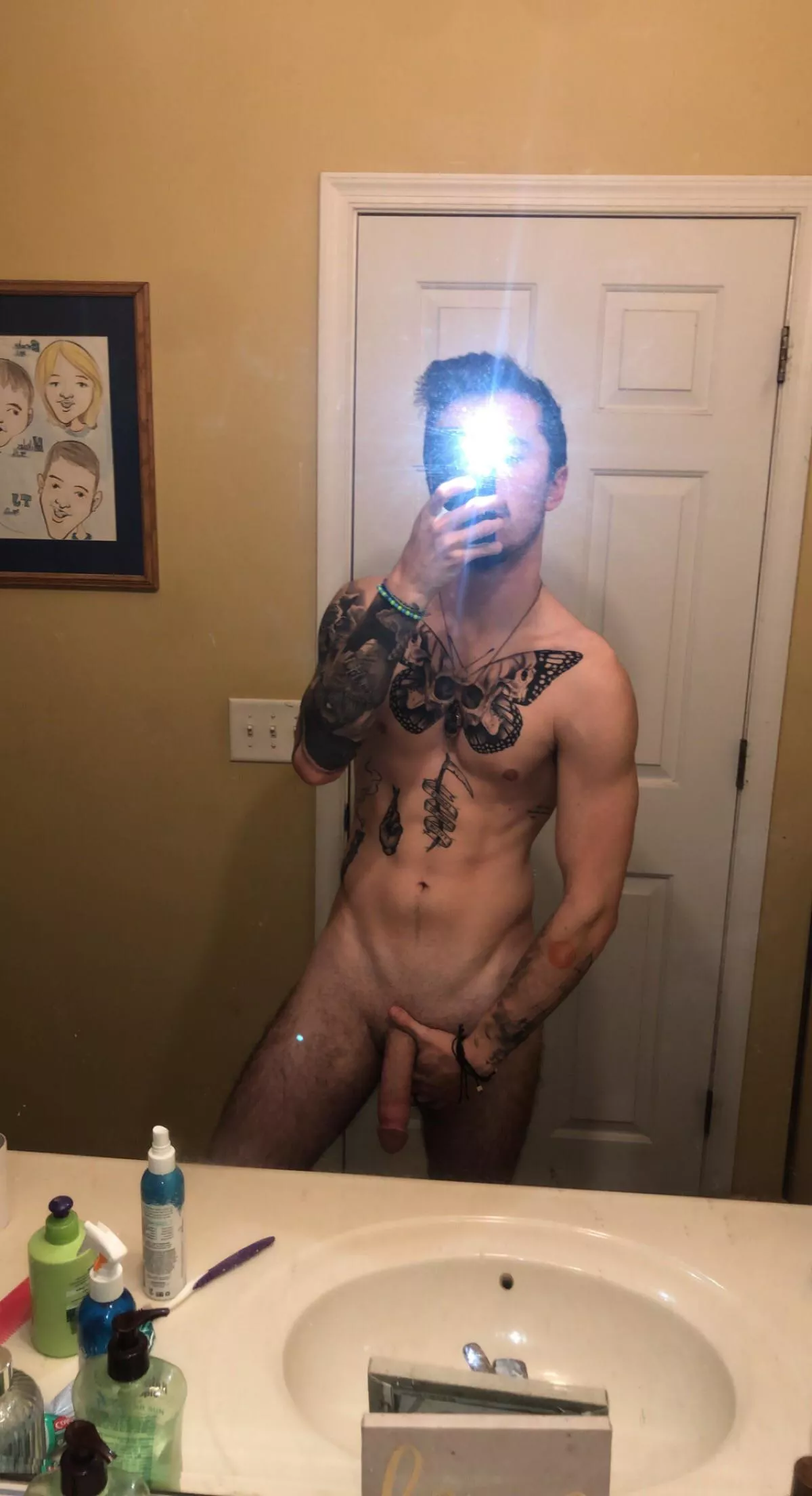 Let it grow down your throat😘