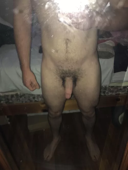 M 5’10 21 180