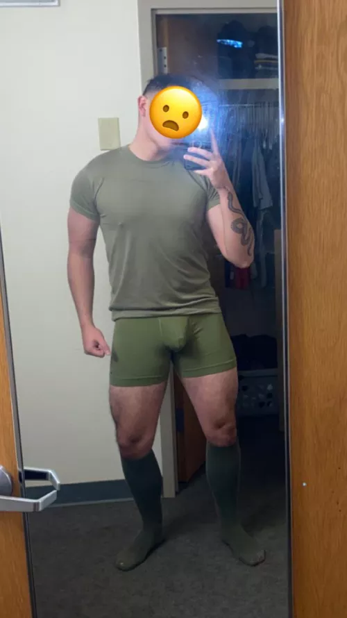 Morning after leg day 😏