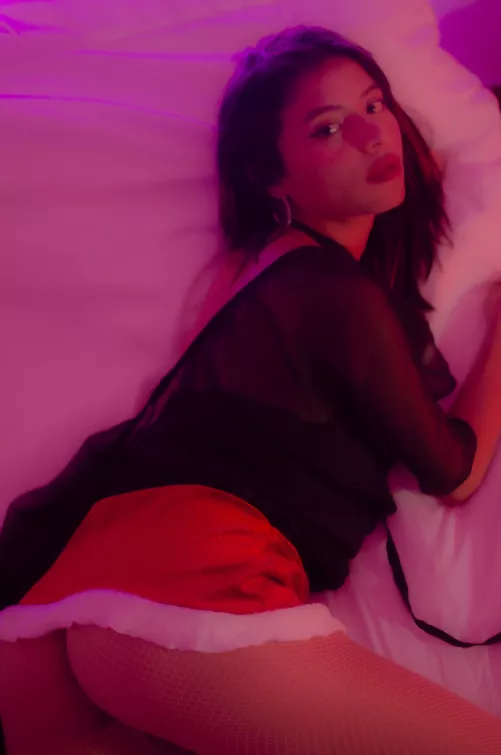 My ass in these tights looks great.