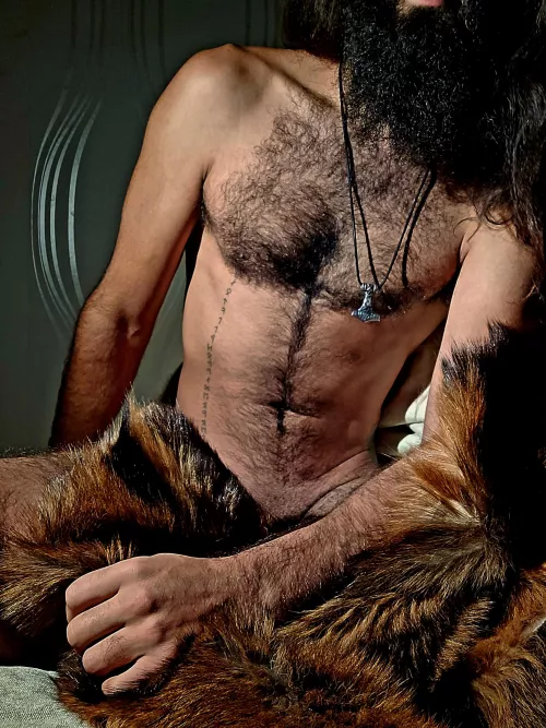 My Mjolnir ain't the only thing hanging... Care to help a fellow viking?