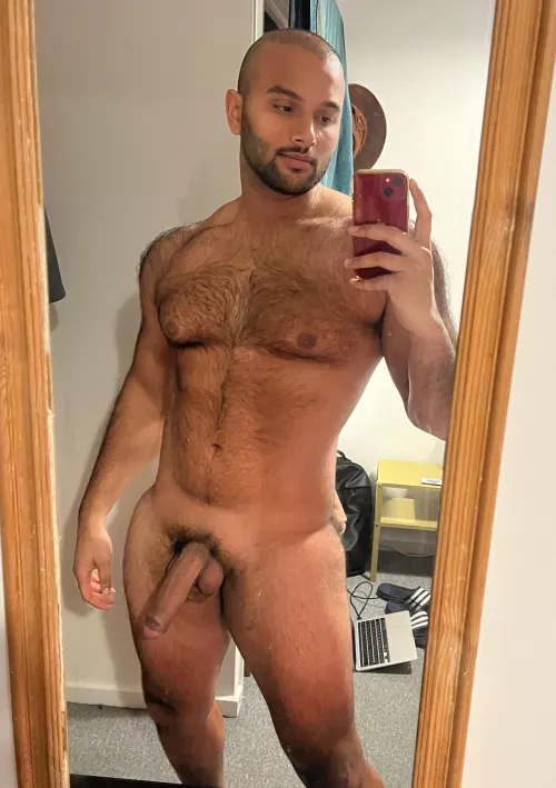 My room is a no clothes zone, sorry, but I do make the rules 🤷‍♂️