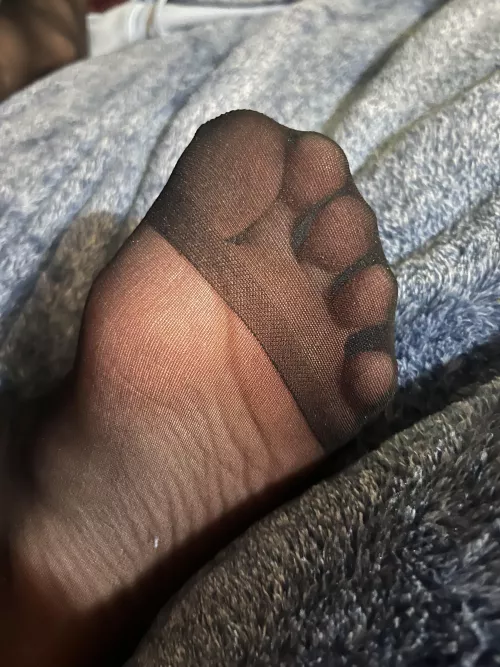 Need someone’s 💦all over these smelly pantyhose