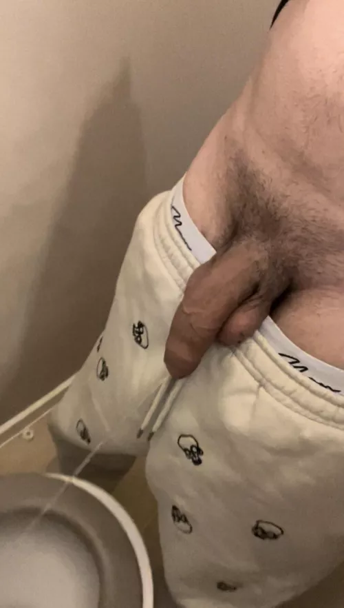 Proper Big dick scally/chav lad here(Essex)🍆👅💦 3.1k+ on twitter @HungYoungAlpha 😈-Dms open-😈 (soft cock pic)