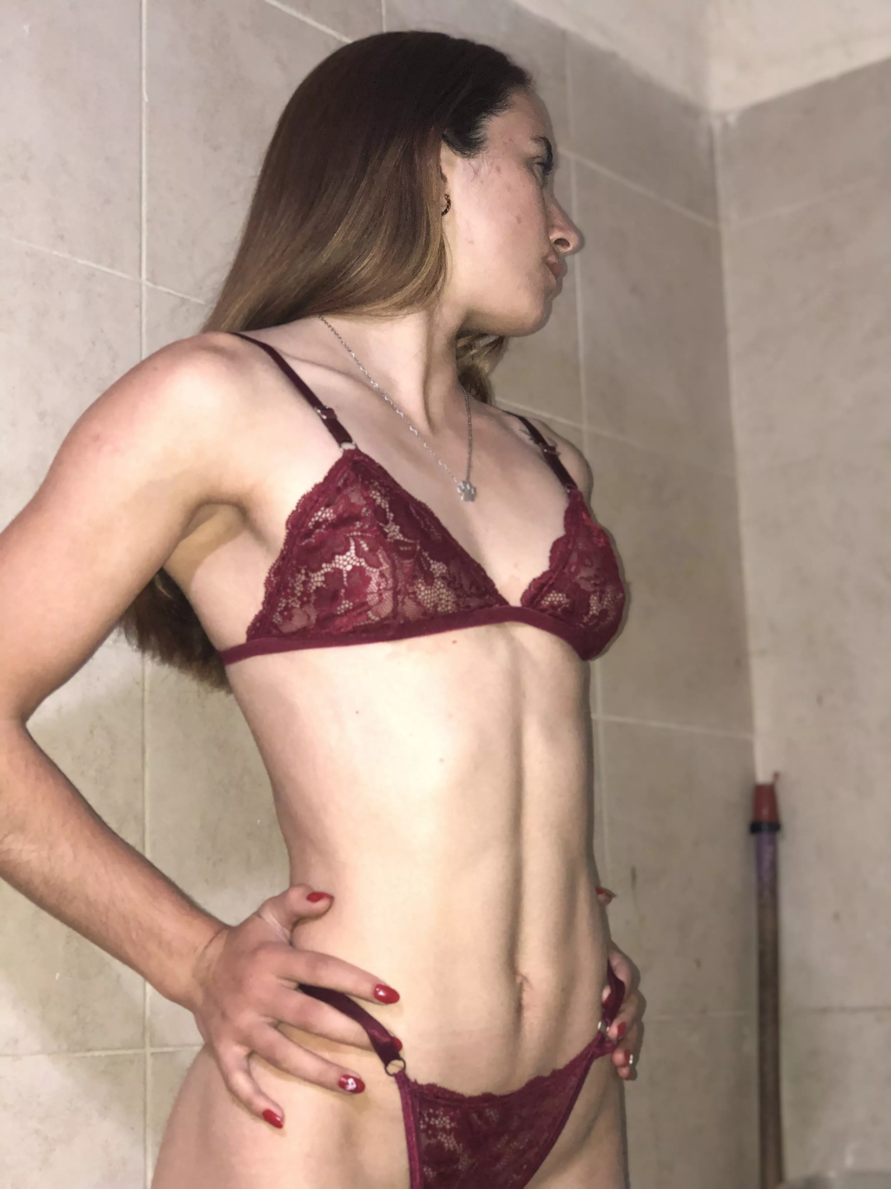 Say hi if you’re jerking off to me right now