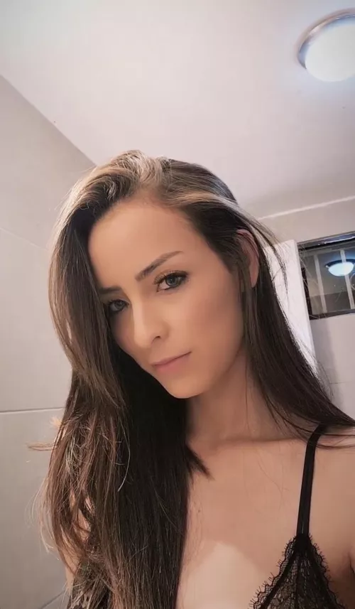 Selfie before the party [IRTR]