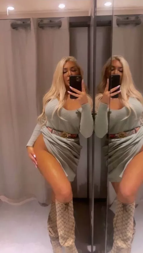 🍷👱‍♀️Sexy milf blonde🍌🍑