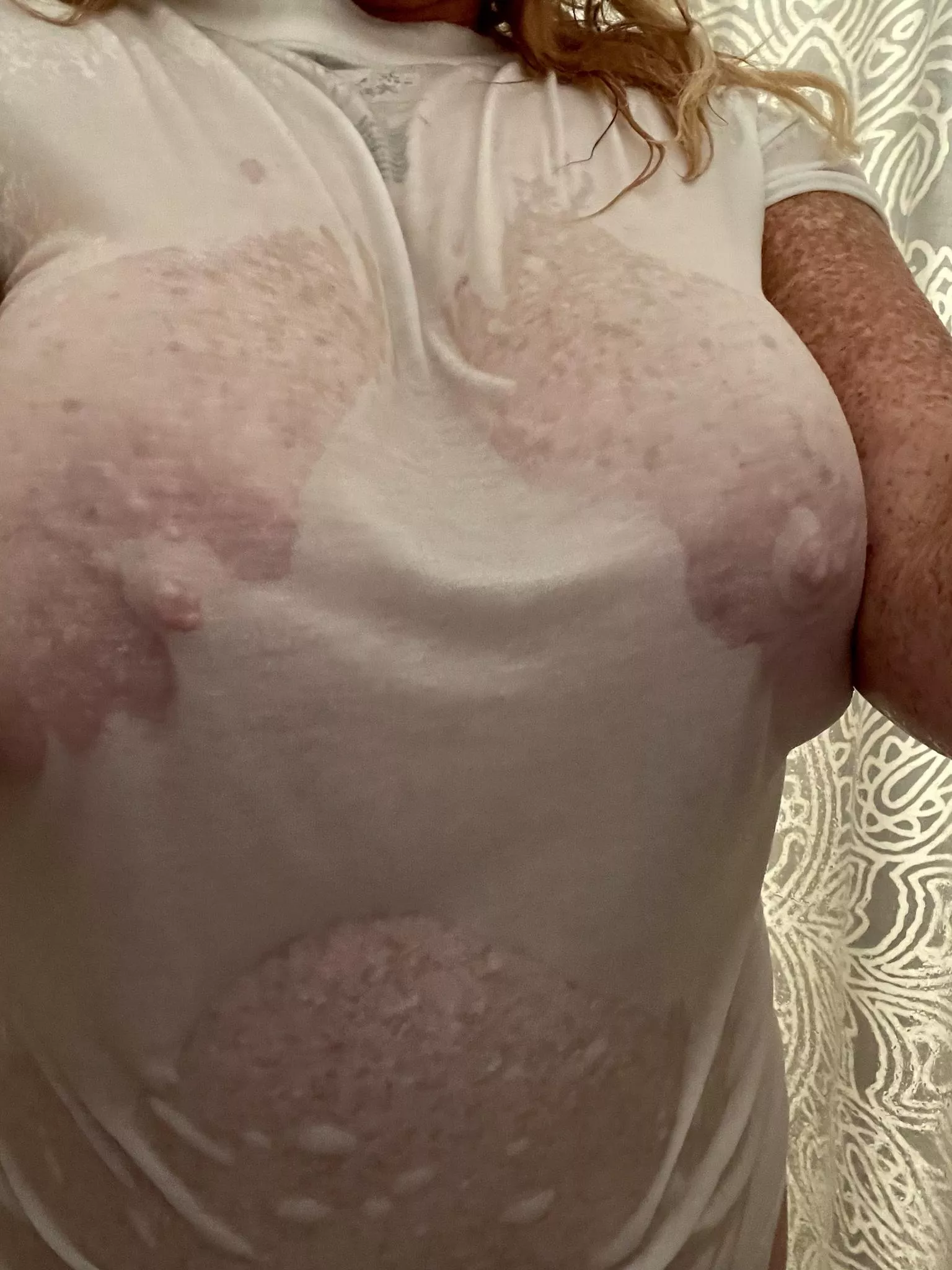 So many freckles you can see them THROUGH my wet t-shirt 🤣