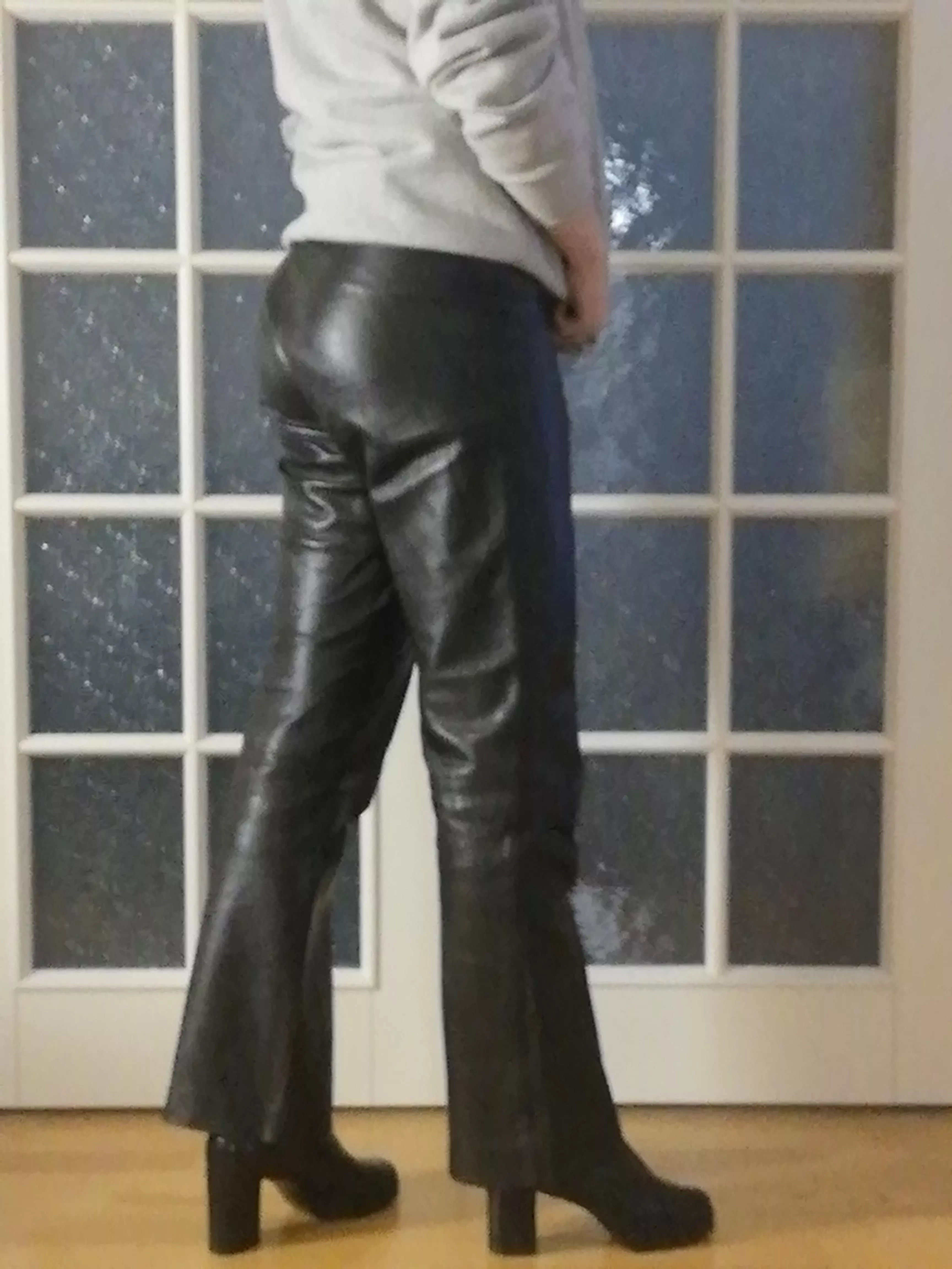 sorry for low quality but im in love with these pants