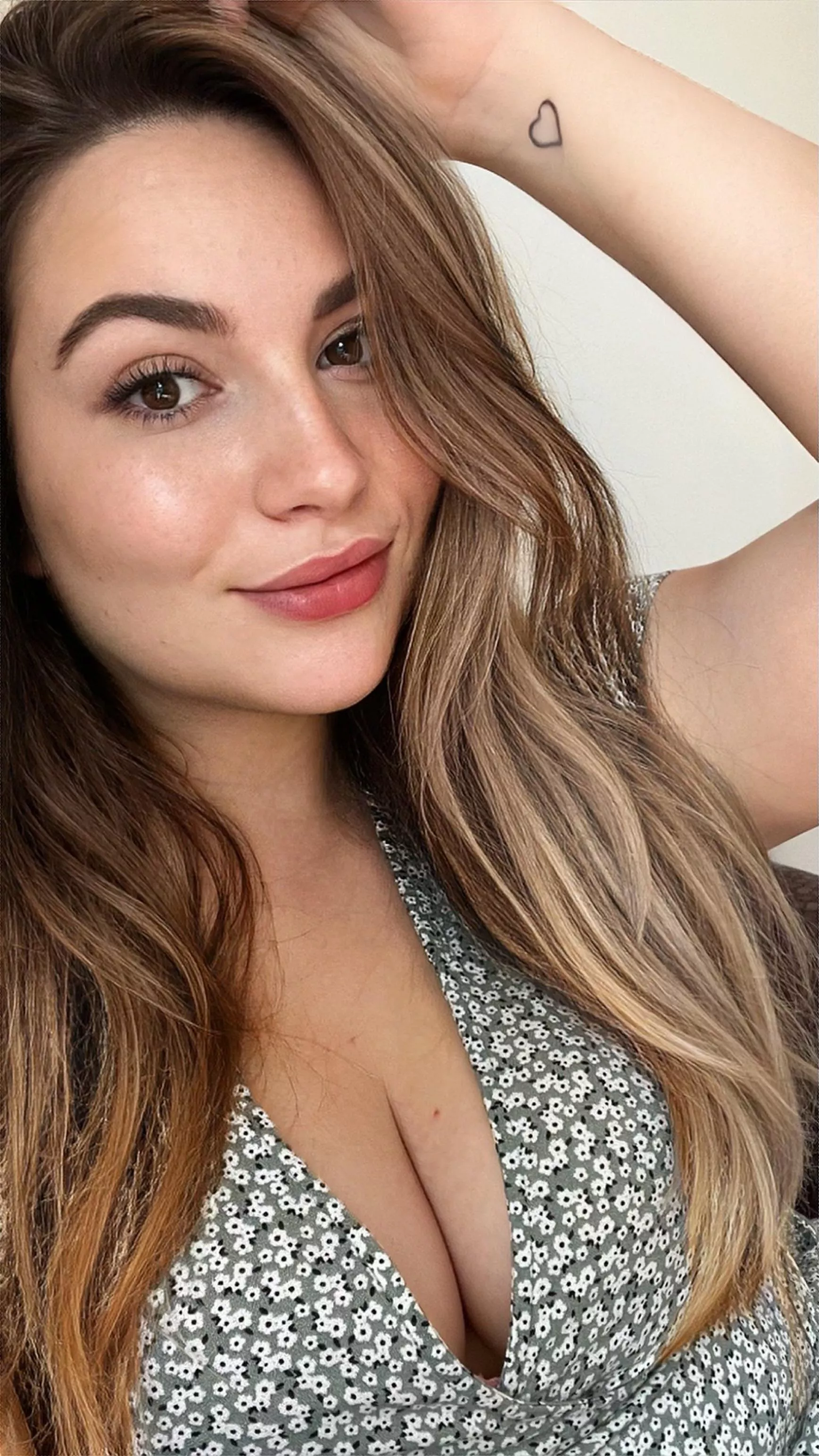 Stunning beauty and sexy