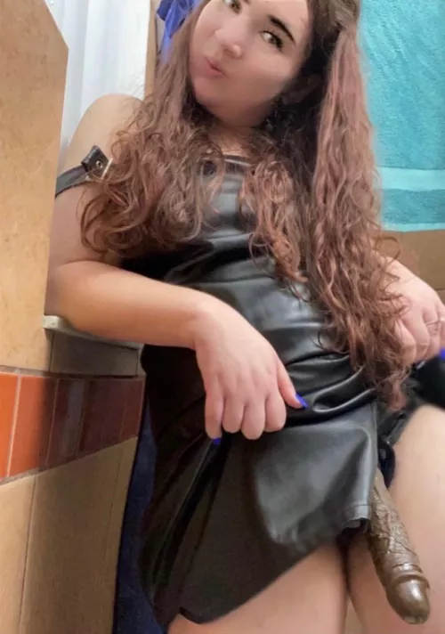 Surprise surprise 🤭 now bend over bitch mommy’s going to gape your hole until you beg for mercy